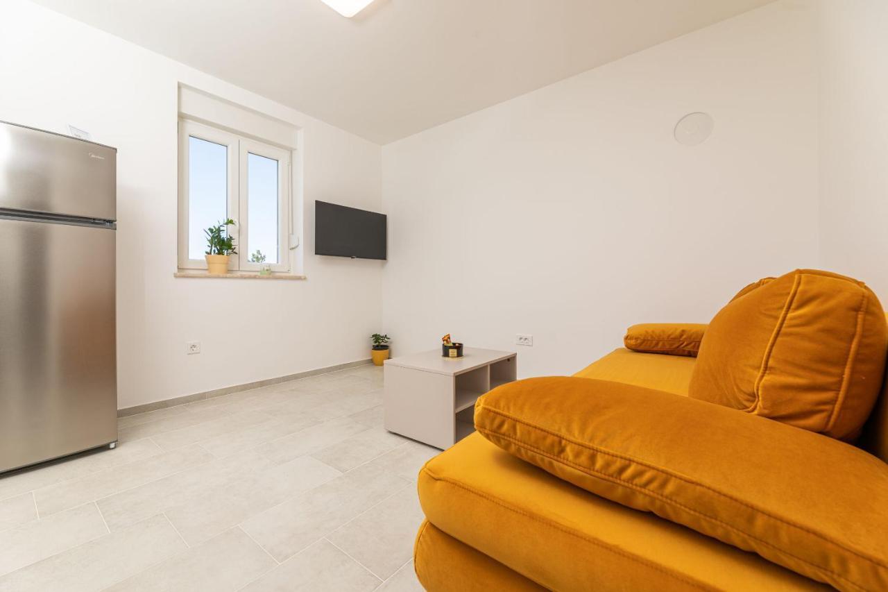 Apartments Sucic 2 ソリネ エクステリア 写真