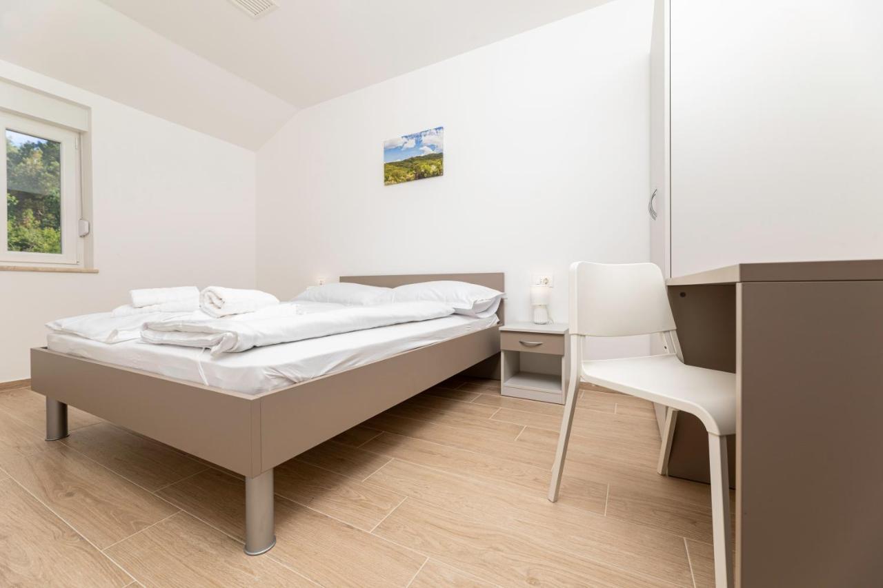 Apartments Sucic 2 ソリネ エクステリア 写真
