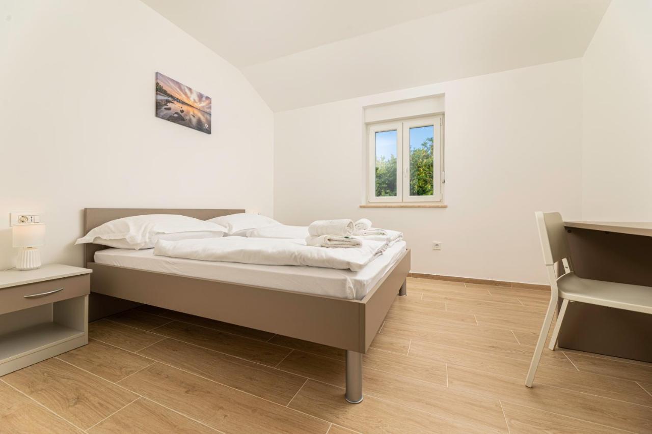 Apartments Sucic 2 ソリネ エクステリア 写真