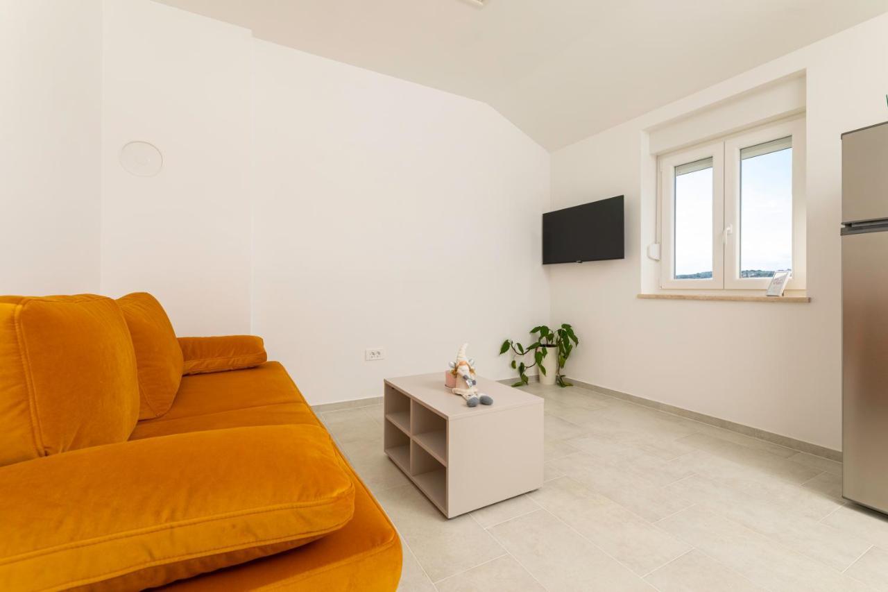Apartments Sucic 2 ソリネ エクステリア 写真